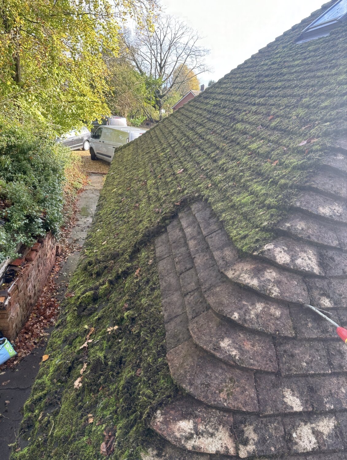 roof-exterior-cleaning-gloucester